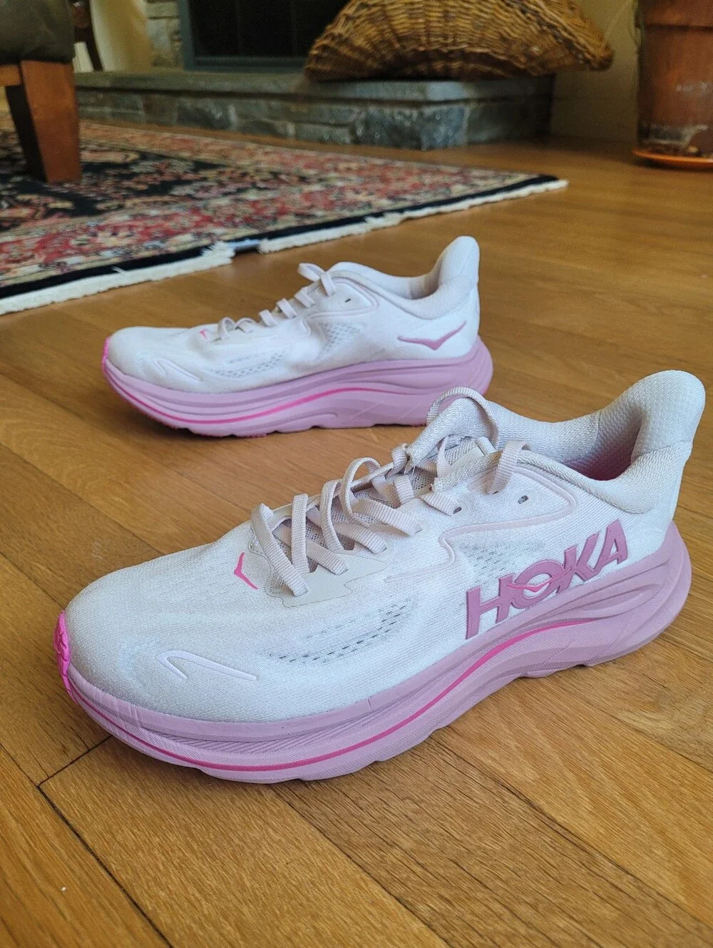 Hoka Clifton 10 Sneakers
